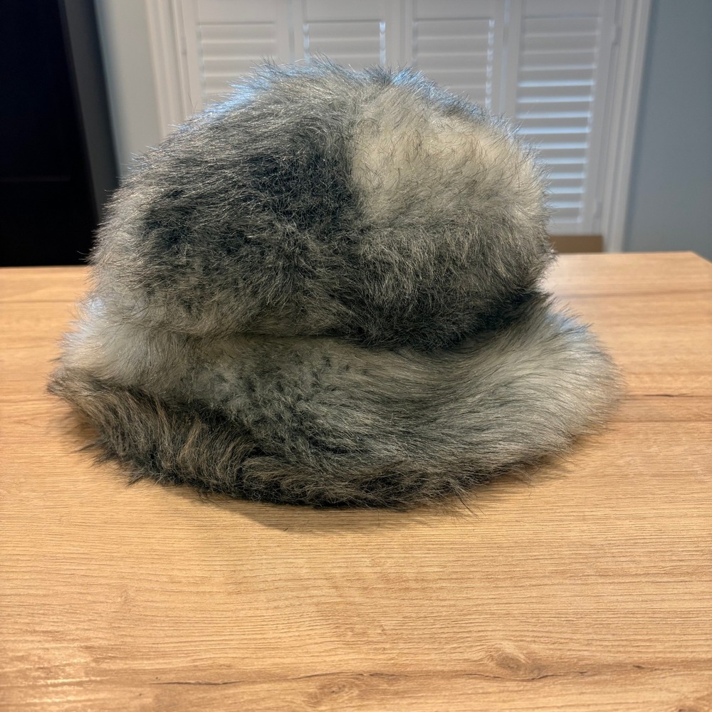 Winkelman's Vintage Faux Fur Cloche Hat Grey White Winter Plush Bucket Hat - Picture 8 of 10